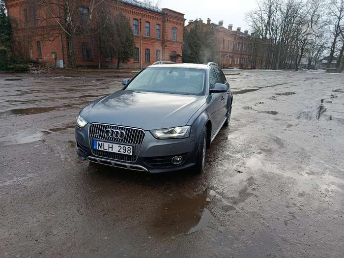 Audi A4 allroad, 2.0 l., Универсал