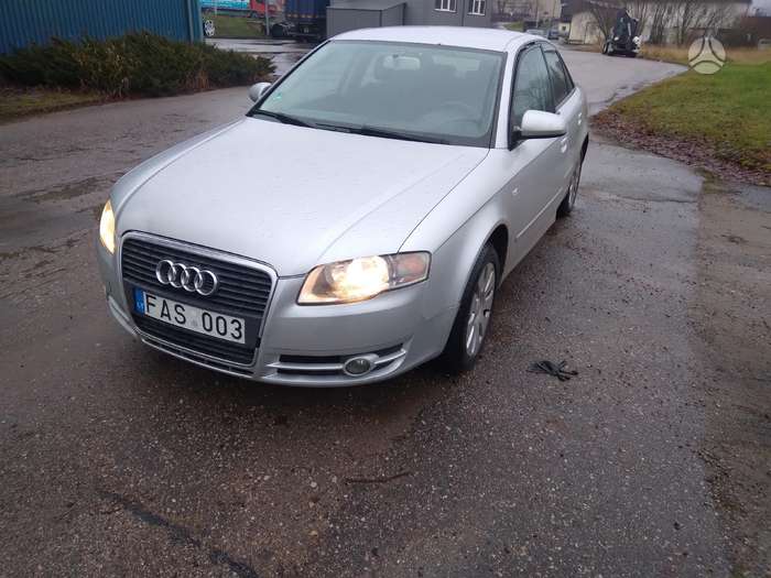 Audi A4, 2.0 l., saloon / sedan