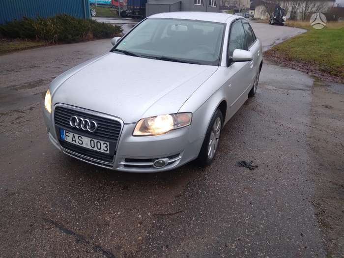Audi A4, 2.0 l., Седан