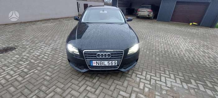 Audi A4, 1.8 l., Универсал