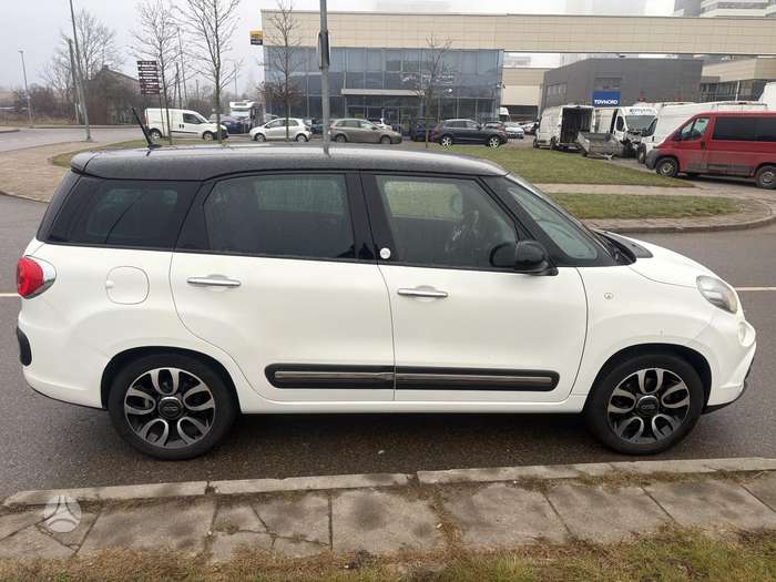 Fiat 500L, 1.3 l., hatchback