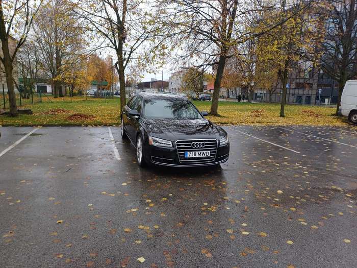 Audi A8, 3.0 l., Седан