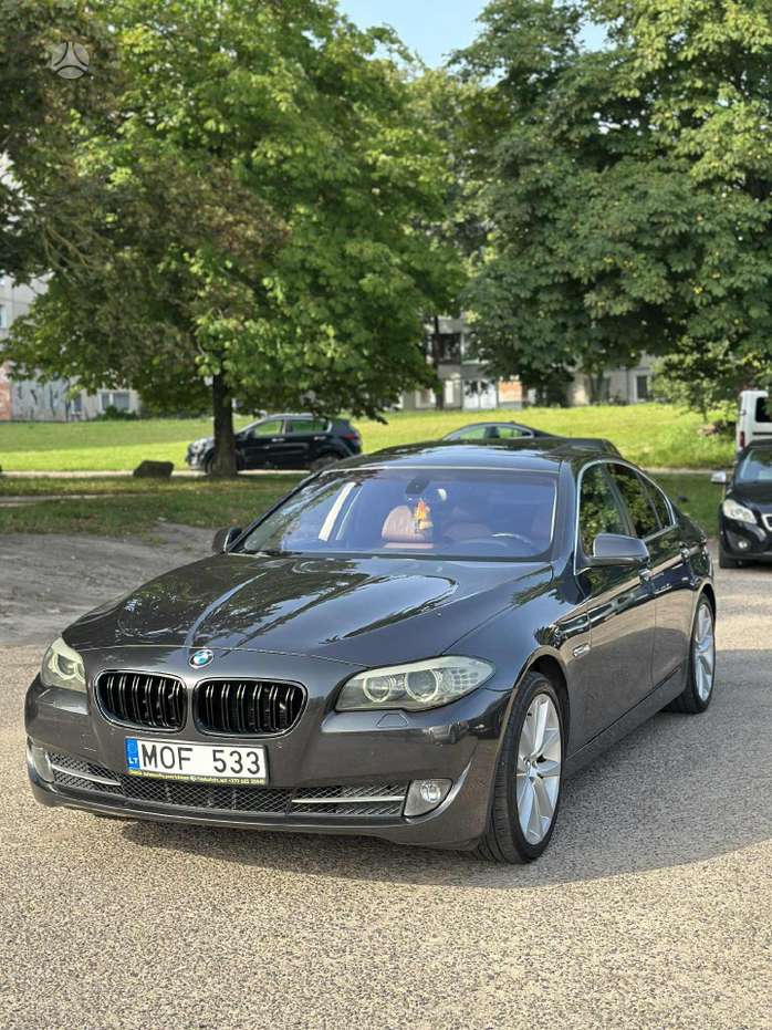 BMW 535, 3.0 l., Седан