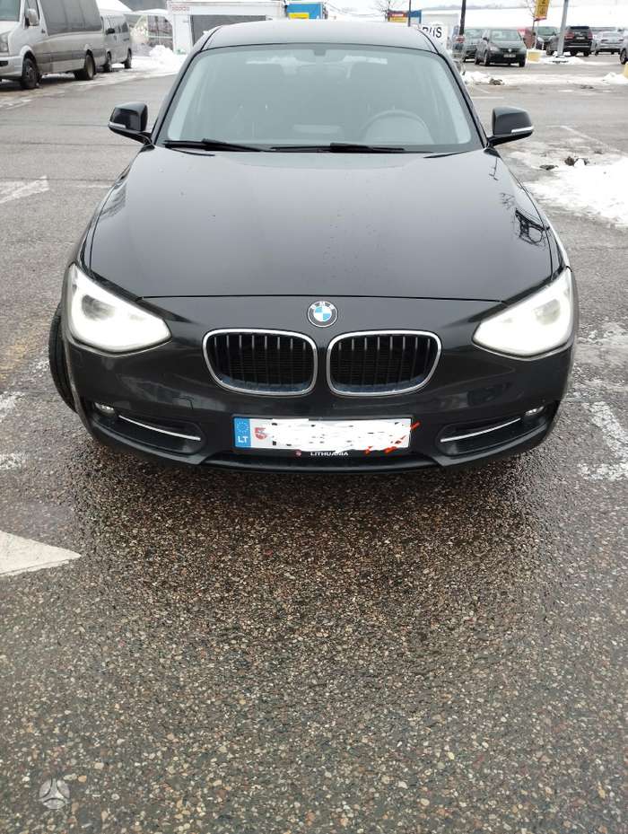 BMW 116, 2.0 l., hatchback