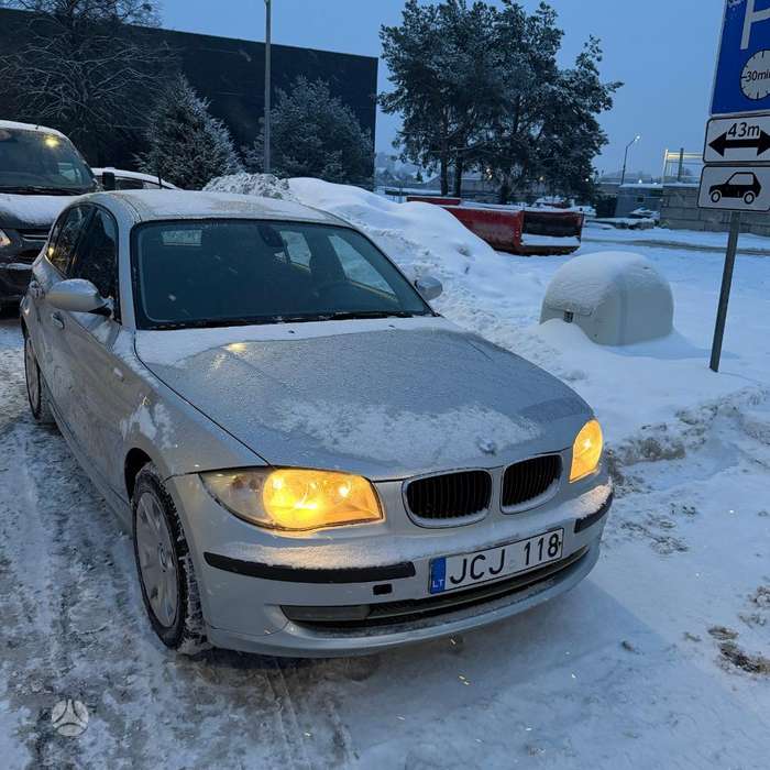 BMW 118, 2.0 l., hatchback