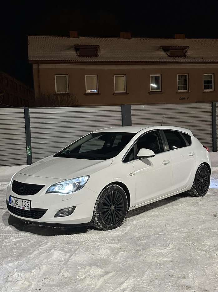 Opel Astra, 1.7 l., hatchback