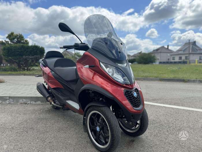 Piaggio MP3 500cc, трициклы