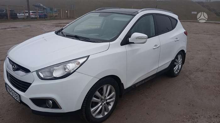 Hyundai ix35, 2.0 l., hatchback