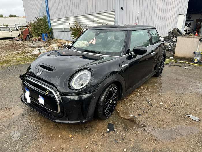 Mini Cooper SE, hatchback