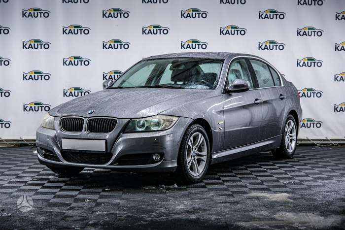 BMW 320, 2.0 l., Седан