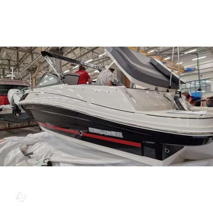 BAYLINER VR5 COE, yachts / cruisers