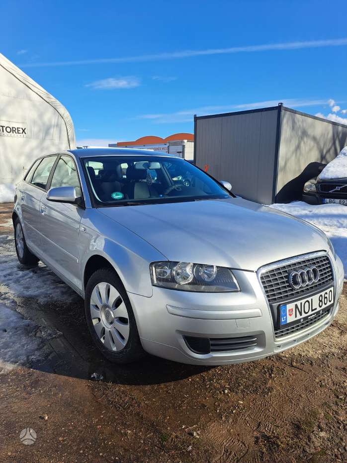 Audi A3, 1.6 l., hatchback