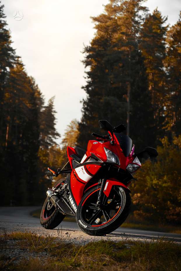 Yamaha YZF 125cc, superbikes