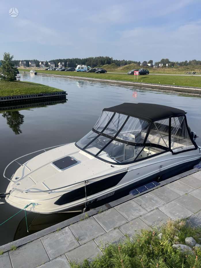 Bayliner VR6, yachts / cruisers
