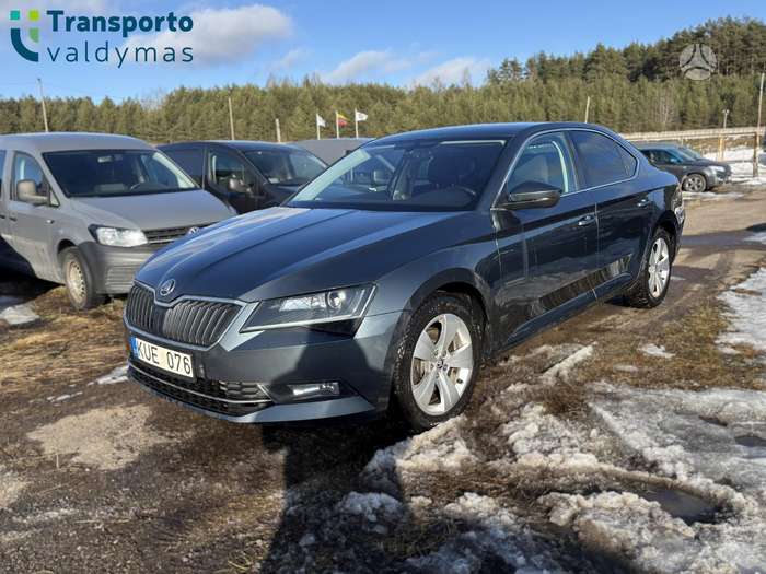 Skoda Superb, 2.0 l., Хэтчбек