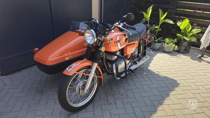 Jawa 350 350cc, street / classic