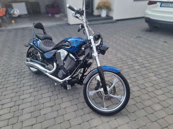 Victory Jackpot 1634cc, чопперы / круизеры / custom