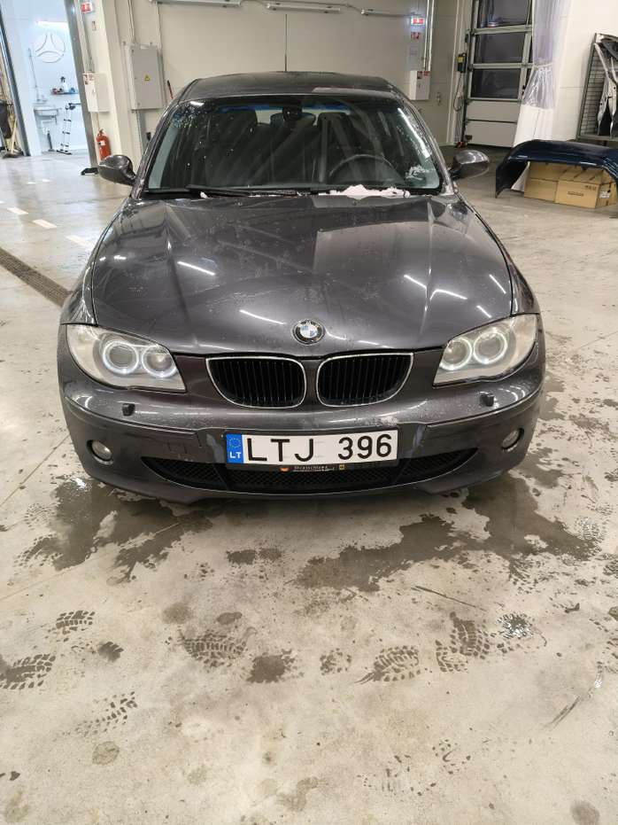 BMW 120, 2.0 l., hatchback