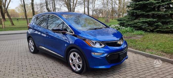 Chevrolet Bolt, 65 кВт·ч, Минивэн