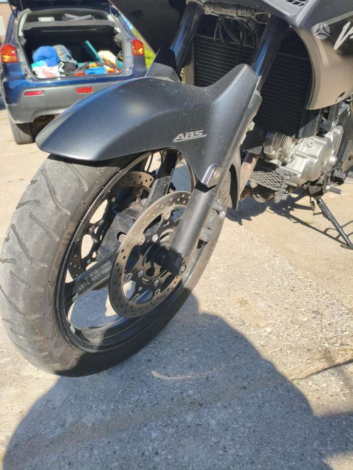 Suzuki DL (V-Strom) 650cc, enduro / adventure