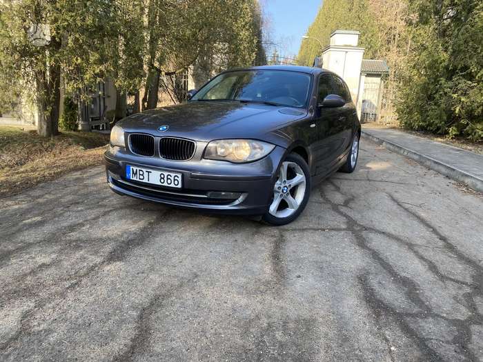 BMW 120, 2.0 l., hatchback