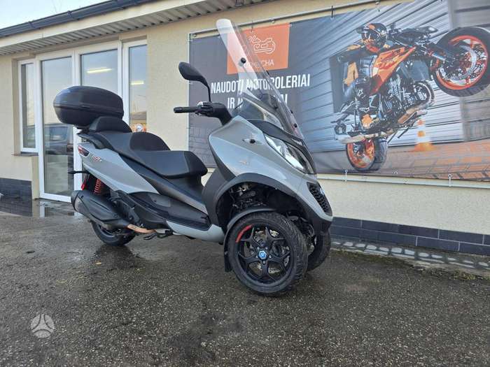 Piaggio MP3 350cc, scooters / mopeds