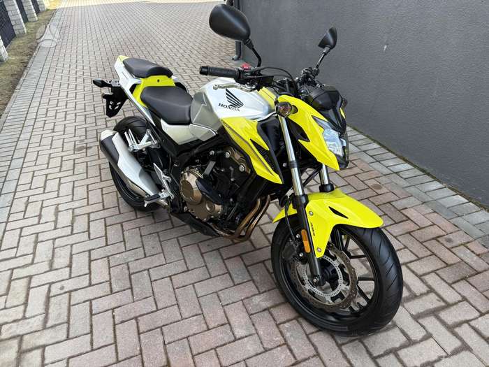 Honda CB 500cc, street / classic