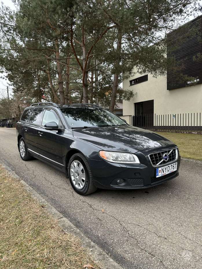 Volvo V70, 2.0 l., Универсал