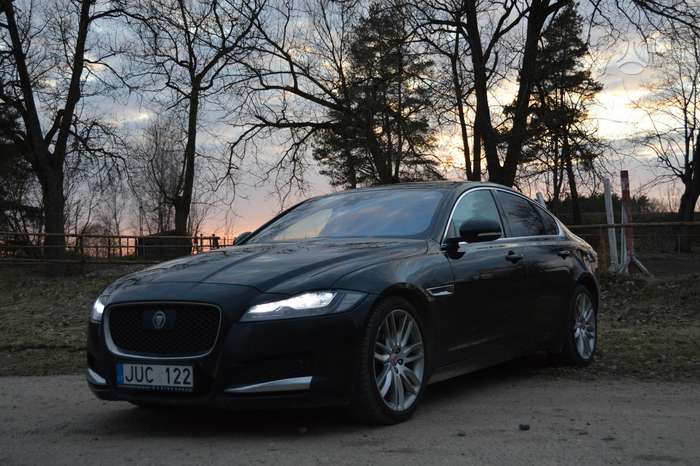 Jaguar XF, 3.0 l., Седан