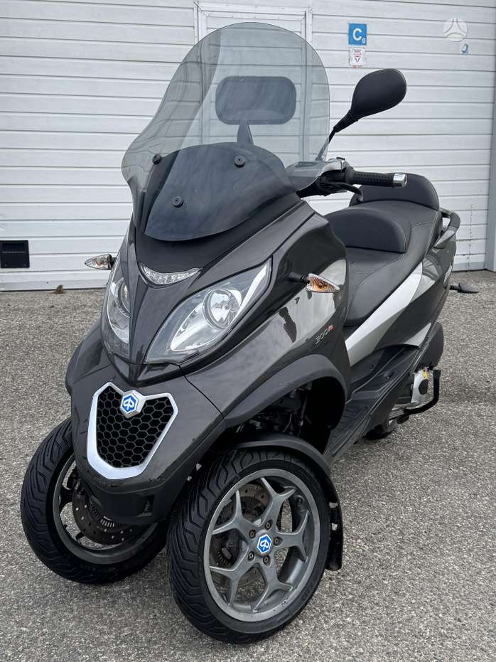 Piaggio MP3 300cc, трициклы