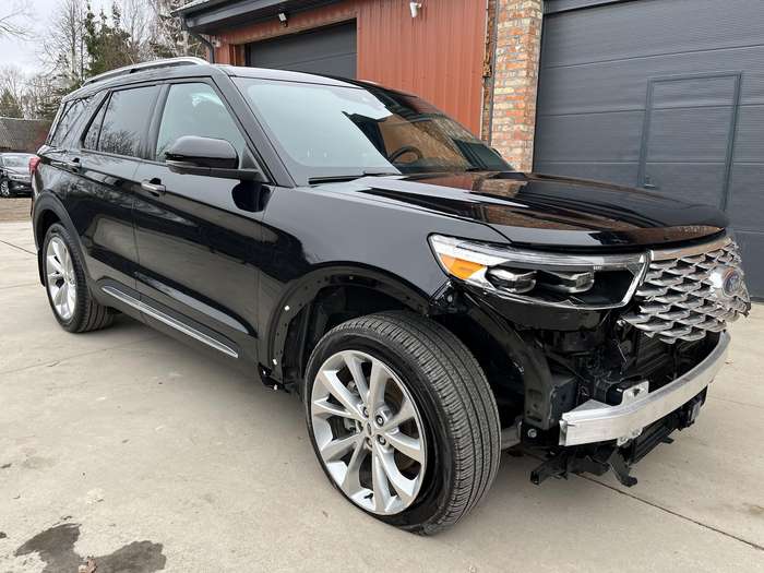 Ford Explorer, 3.0 l., off-road / crossover