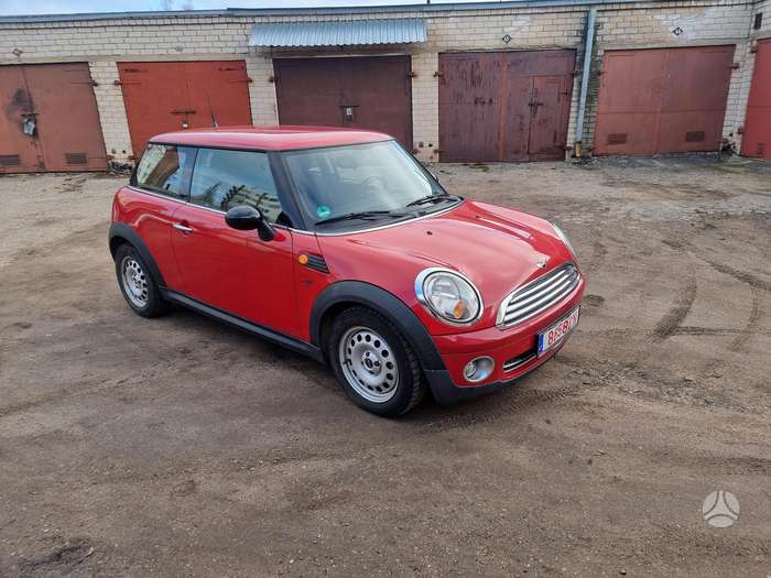 Mini Cooper, 1.4 l., hatchback