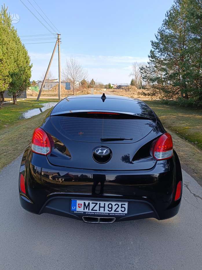 Hyundai Veloster, 1.6 l., hatchback