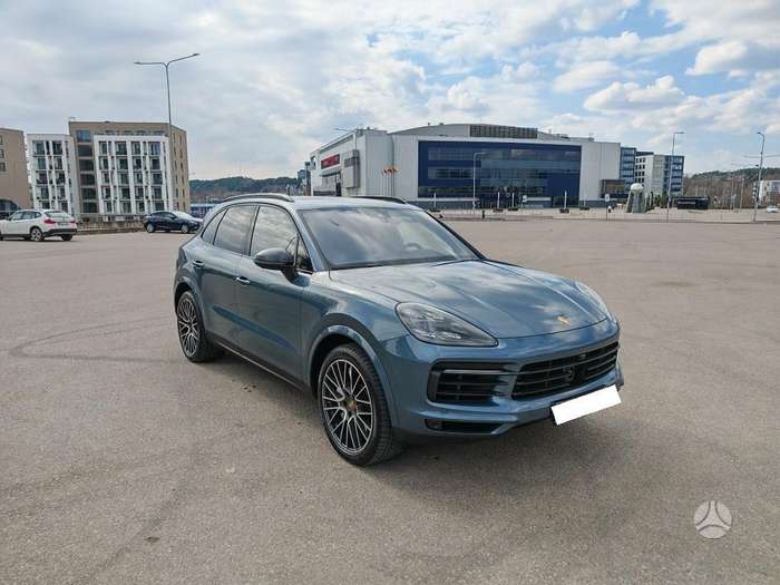 Porsche Cayenne, 2.9 l., off-road / crossover