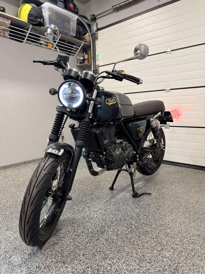 Mash Black Seven 125cc, street / classic