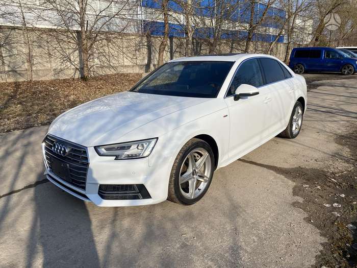 Audi A4, 2.0 l., Седан