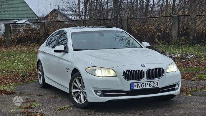 BMW 535, 3.0 l., Седан