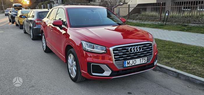 Audi Q2, 2.0 l., Внедорожник / Кроссовер