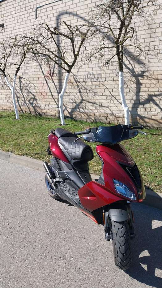Aprilia SR 50cc, scooters / mopeds
