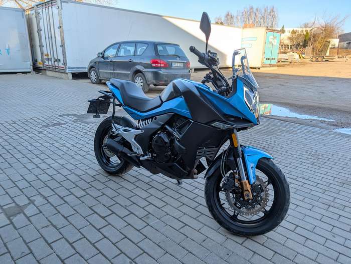 CFMOTO NK650 650cc, street / classic