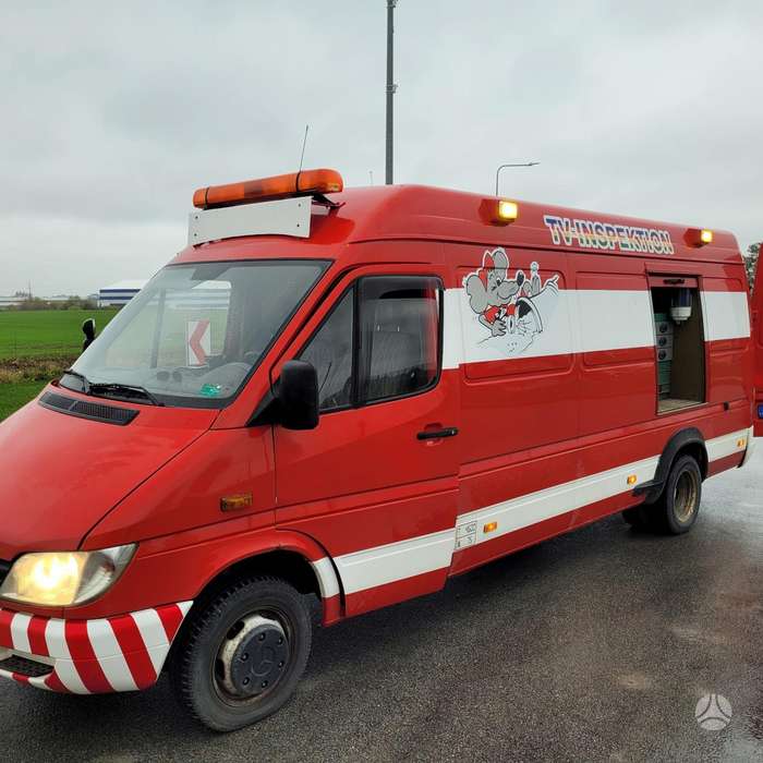 Mercedes-Benz Sprinter, commercial