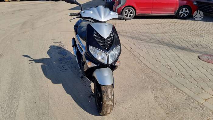 Peugeot Speedfight 49cc, scooters / mopeds