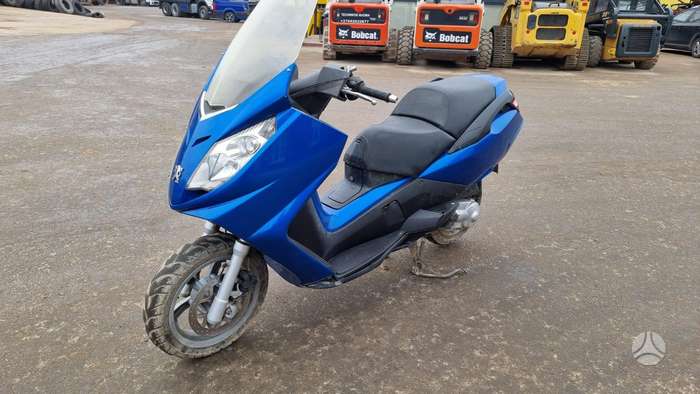 Peugeot Satelis 250cc, scooters / mopeds