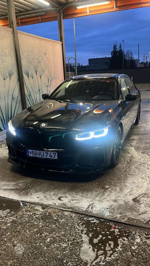BMW 740, 3.0 l., Седан