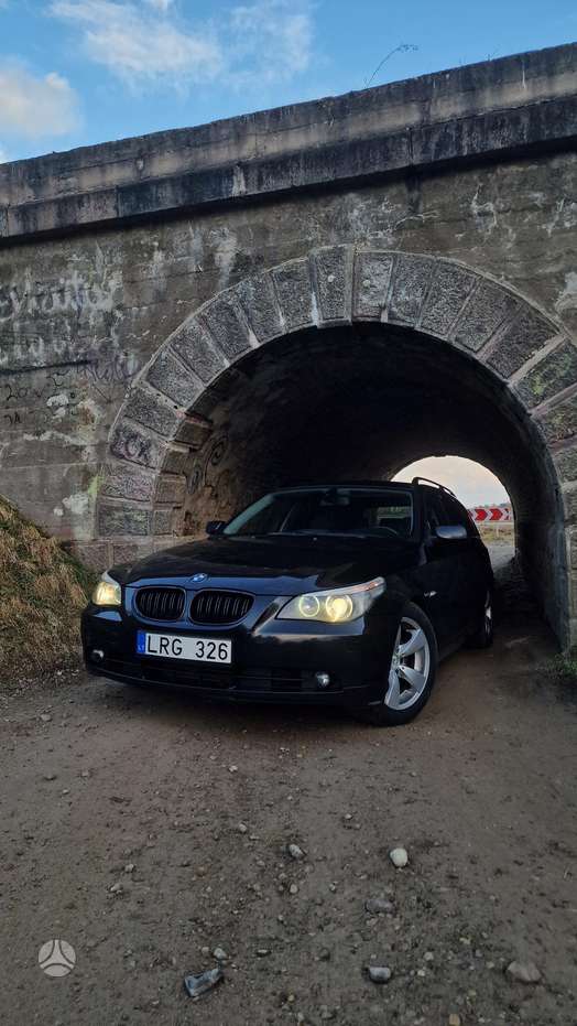 BMW 525, 2.5 l., universalas