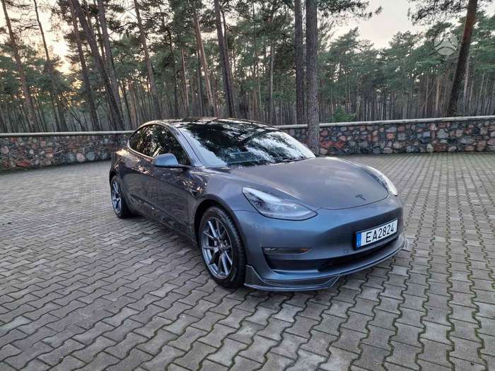 Tesla Model 3, 82 кВт·ч, Седан