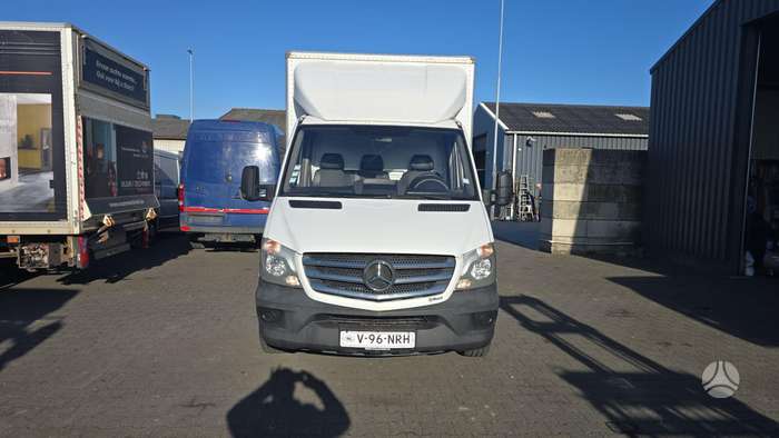 Mercedes-Benz Sprinter, cargo van