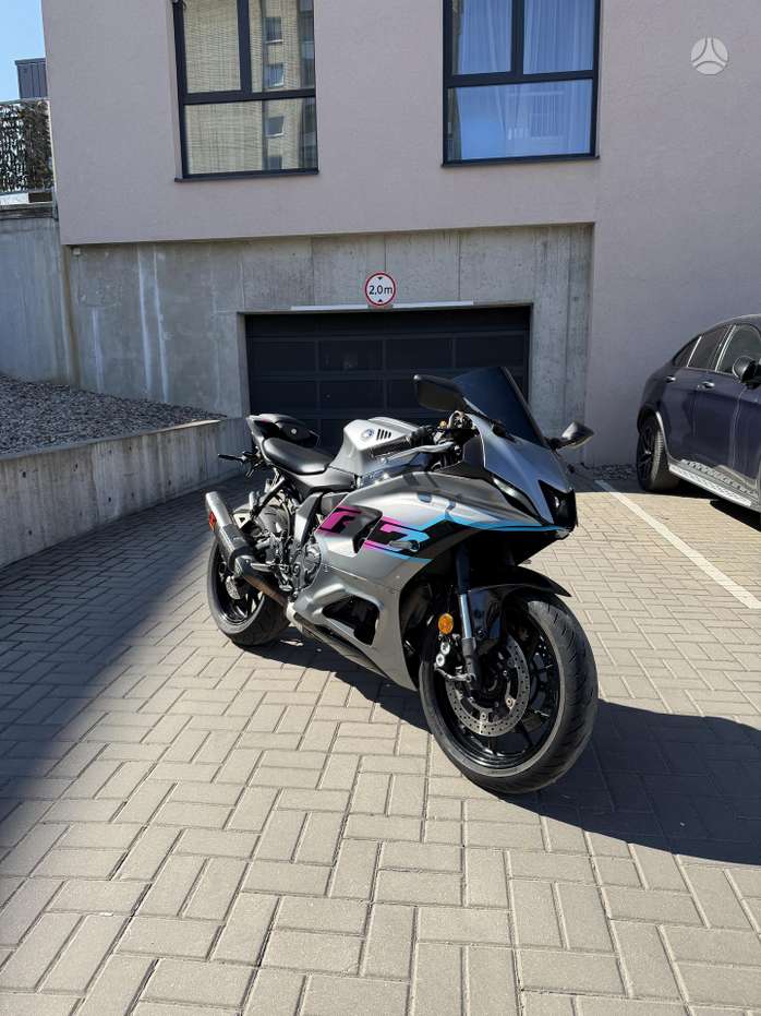 Yamaha R7 699cc, superbikes