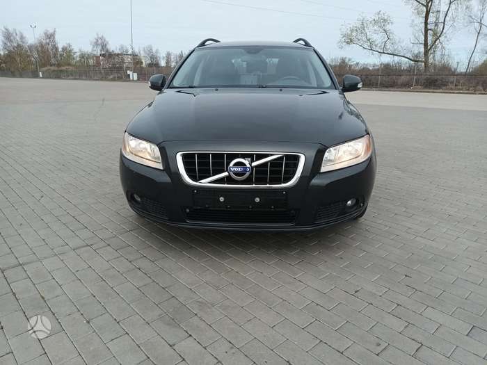 Volvo V70, 2.0 l., Универсал