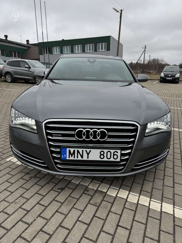 Audi A8 L, 3.0 l., Седан